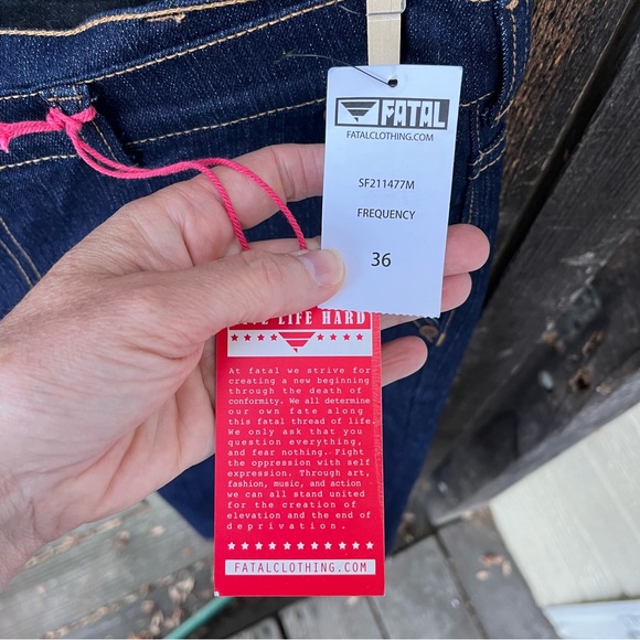 Fatal Men’s Denim Cut Off Jean Shorts NWT Sz 36 - Picture 5 of 13